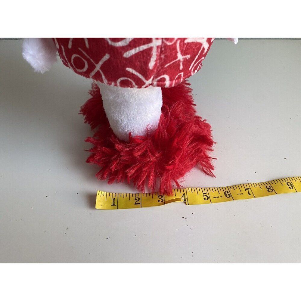Peanuts SNOOPY Valentines Greeter Heart Pajamas And Slippers Hat Hugs Kisses NEW - Picture 13 of 13